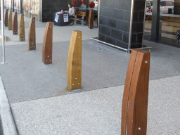 Eclipse timber bollard