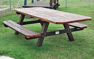 Blaxland Range Table (Disabled access)